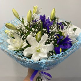 Букет с лилиями Для лучшего человека! от интернет-магазина «Орхидея» в Надыме