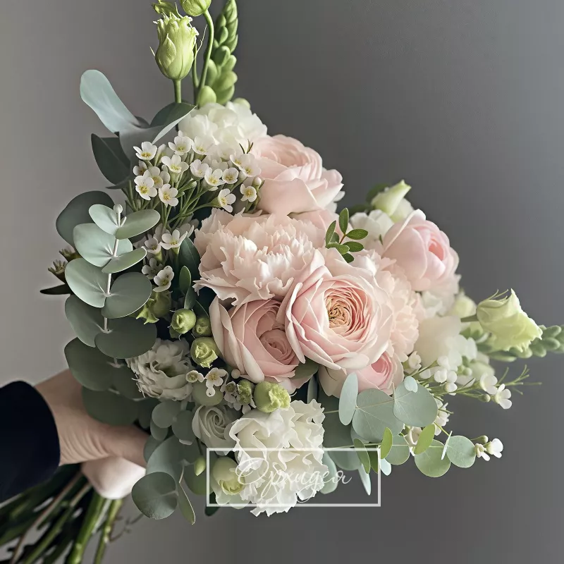 Свадебный букет с ранункулюсом