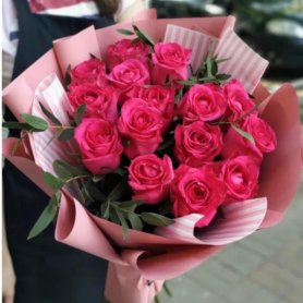 Букет розовых роз «Чудесный рассвет» от интернет-магазина «Орхидея» в Надыме