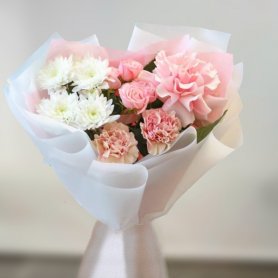 Сборный букет Рассвет от интернет-магазина «Орхидея» в Надыме