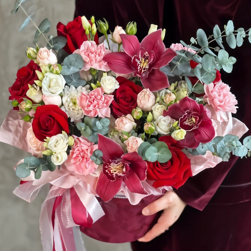 Композиция в коробке Мечтай! от интернет-магазина «Орхидея» в Надыме