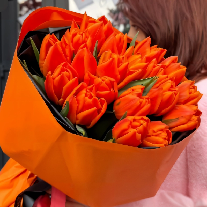 Монобукет тюльпанов 17 шт Радость от интернет-магазина «Орхидея» в Надыме