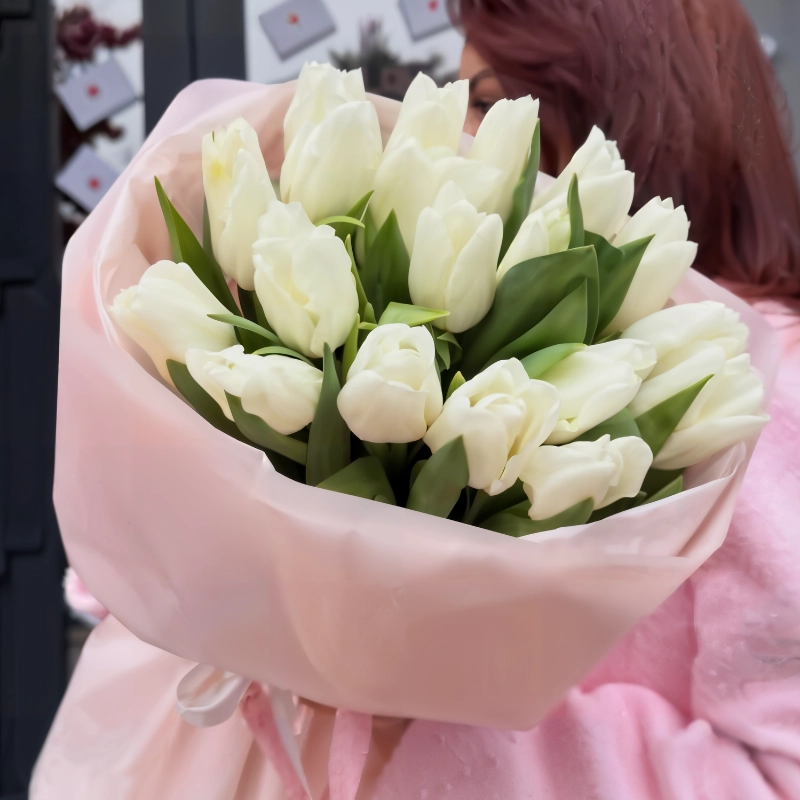 Букет тюльпанов 17 шт в ассортименте  1