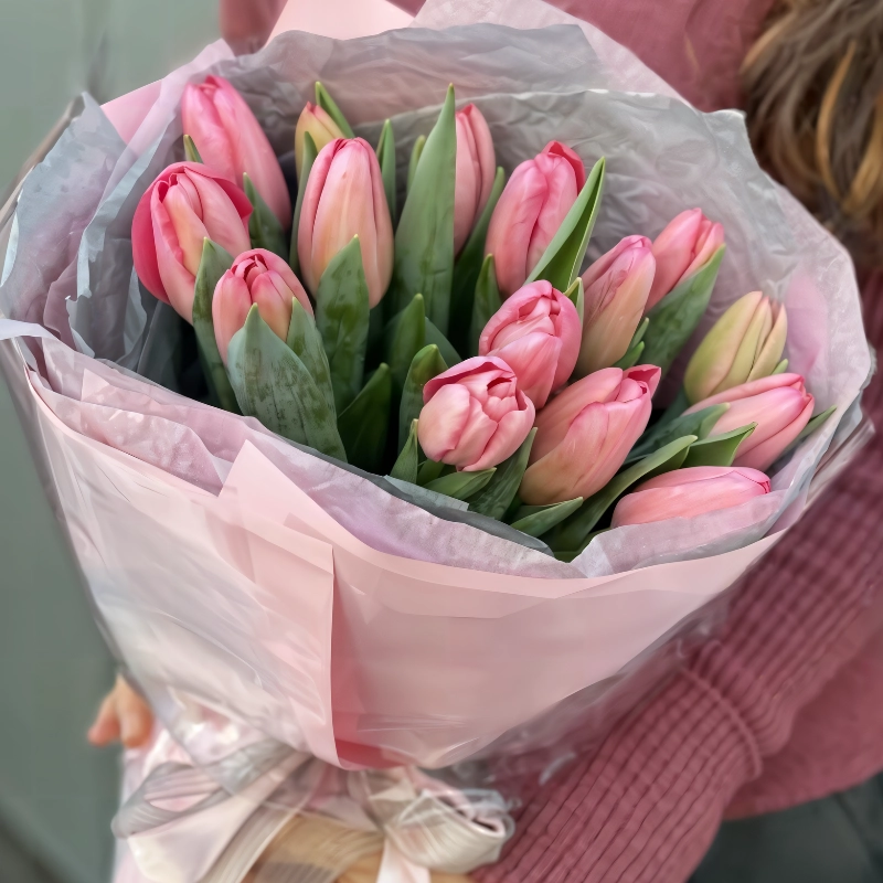 Монобукет 15 шт тюльпанов Улыбка